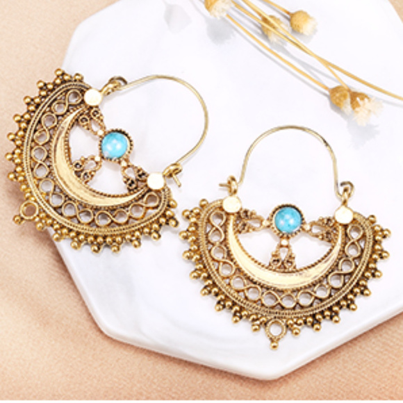 Jewelry - 5 For $25 Boho Gold Tone Earrings NWT